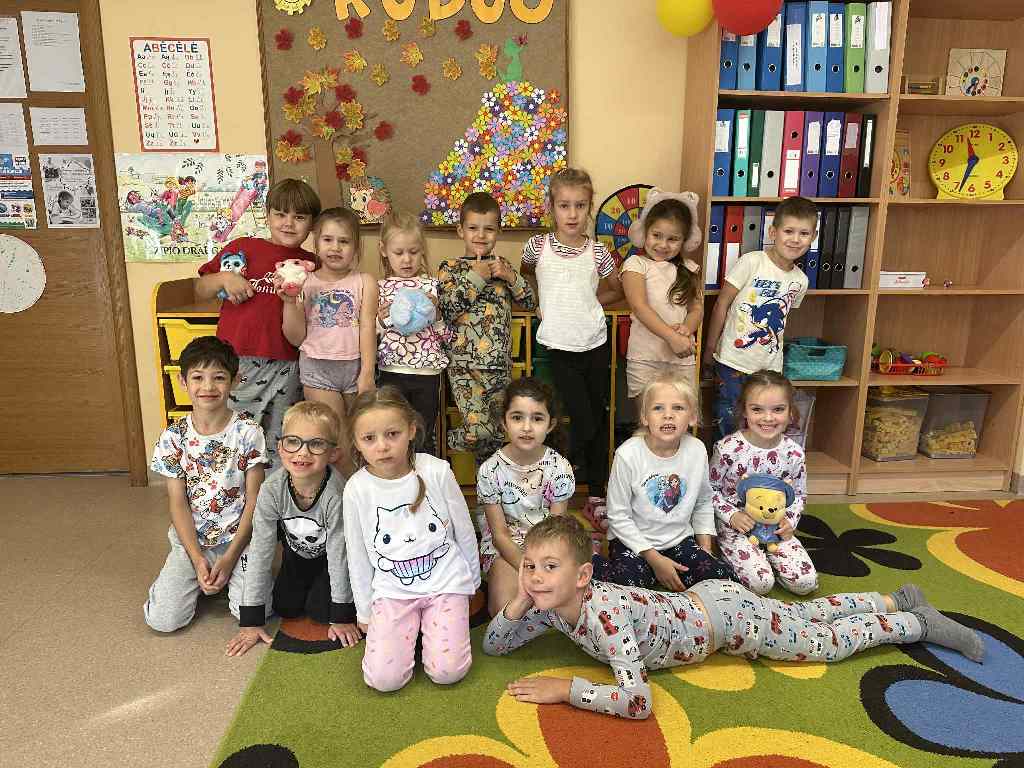 Be_uniformos_2025_09_4