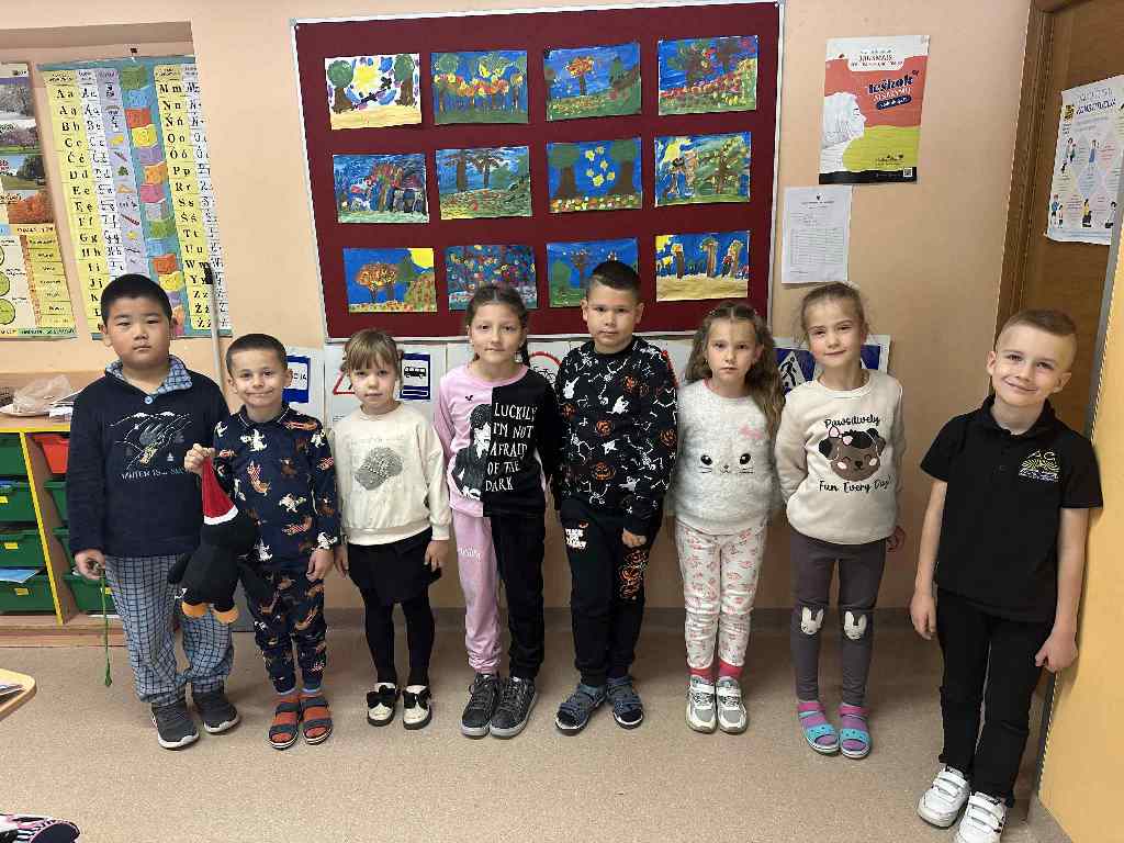 Be_uniformos_2025_09_8