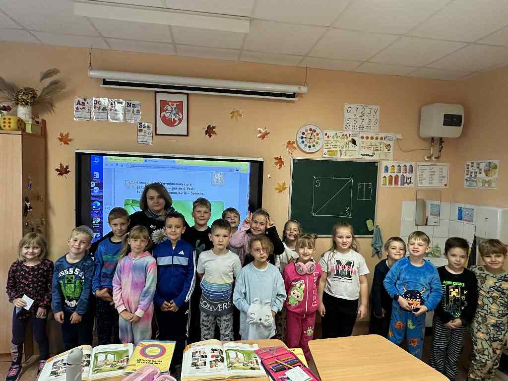 Be_uniformos_2025_09_9