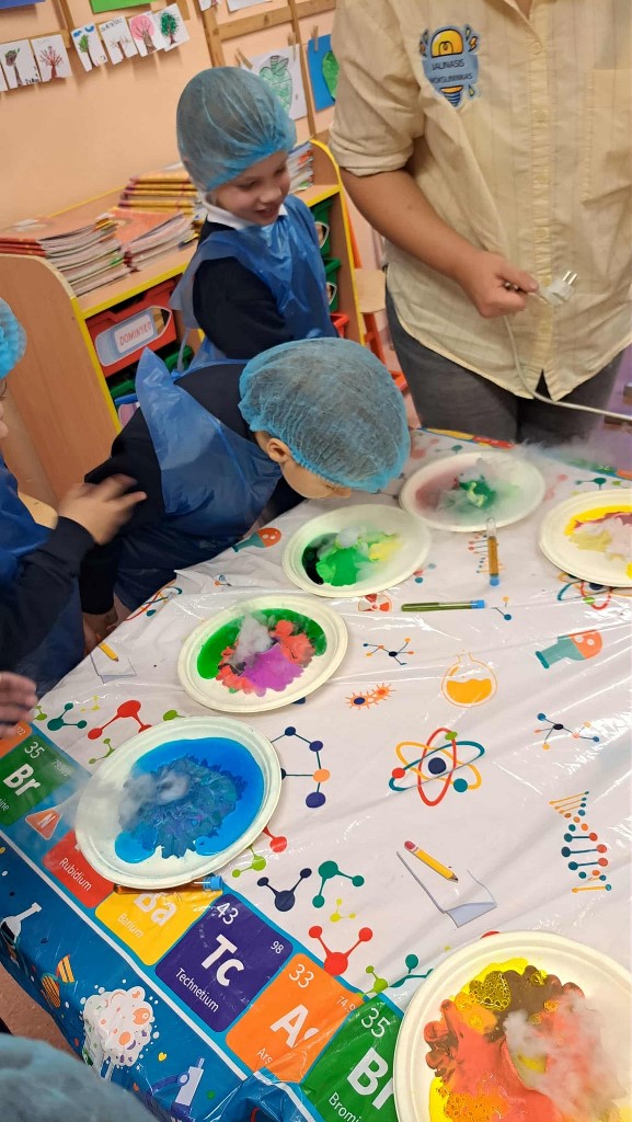 Jaunuju_mokslininku_edukacijose_2025_10_8