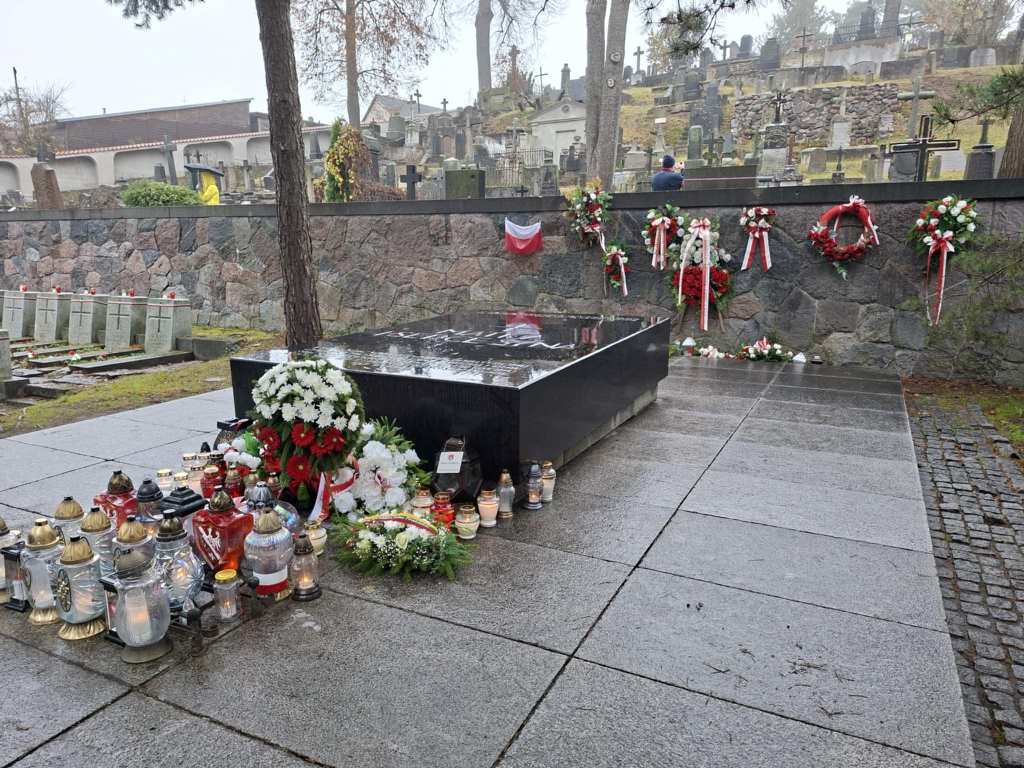 Dievas_Garbe_Tevyne_2025_11_4