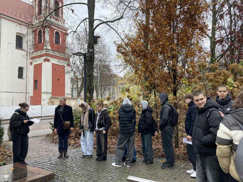 Dievas_Garbe_Tevyne_2025_11_5