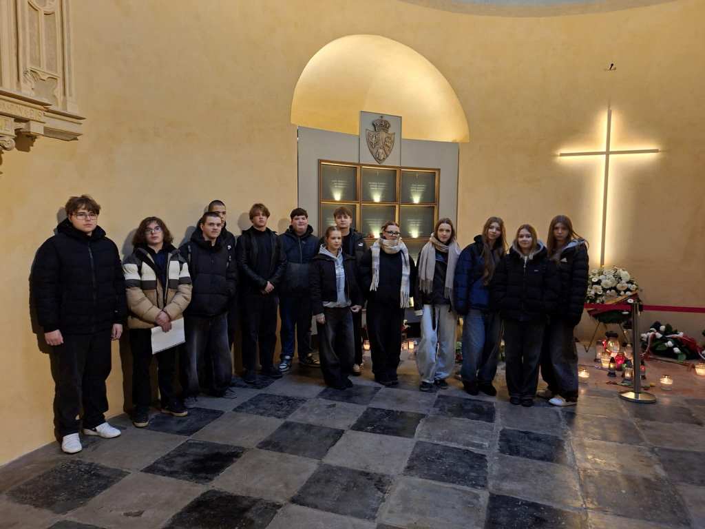 Dievas_Garbe_Tevyne_2025_11_7