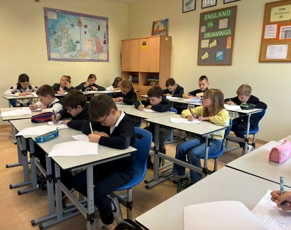 Little_English_Experts_2026_06_10_3