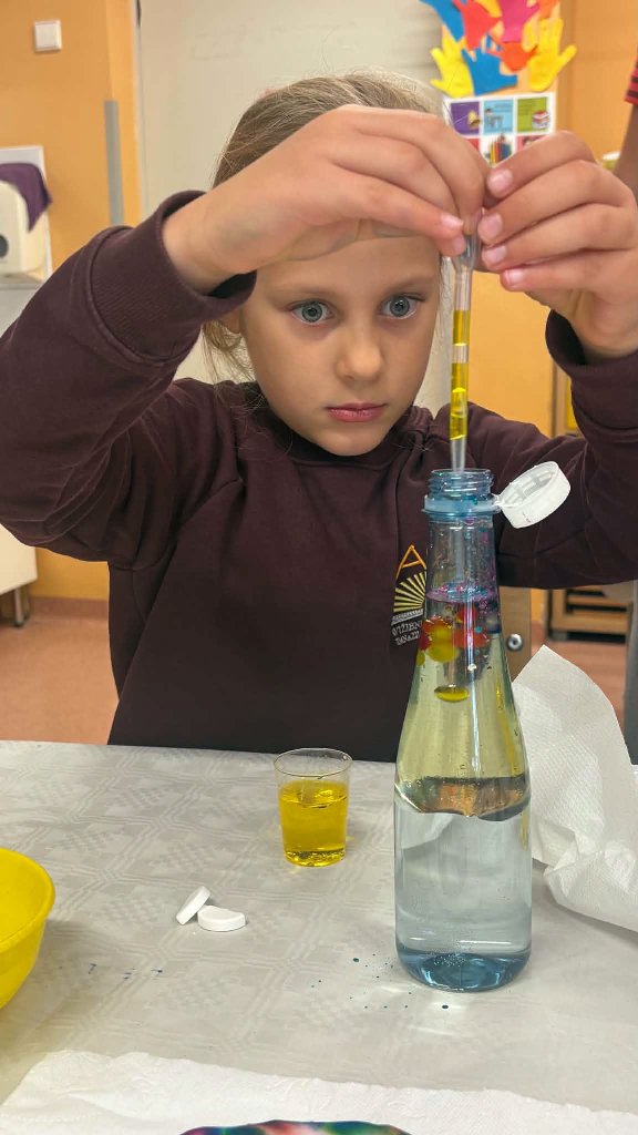 Mazieji_mokslininkai_eksperimentuoja_2026_10_10_1