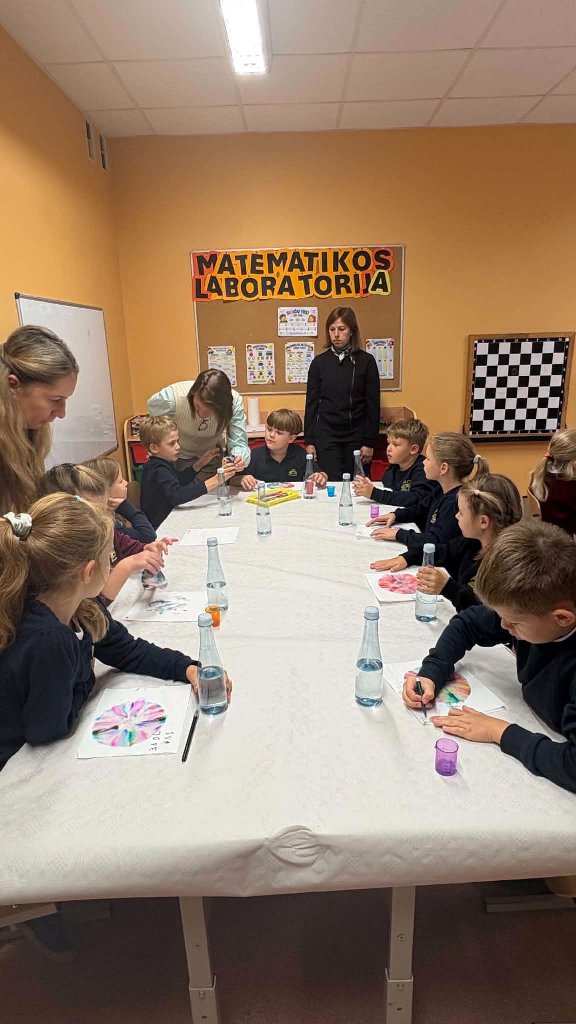 Mazieji_mokslininkai_eksperimentuoja_2026_10_10_9